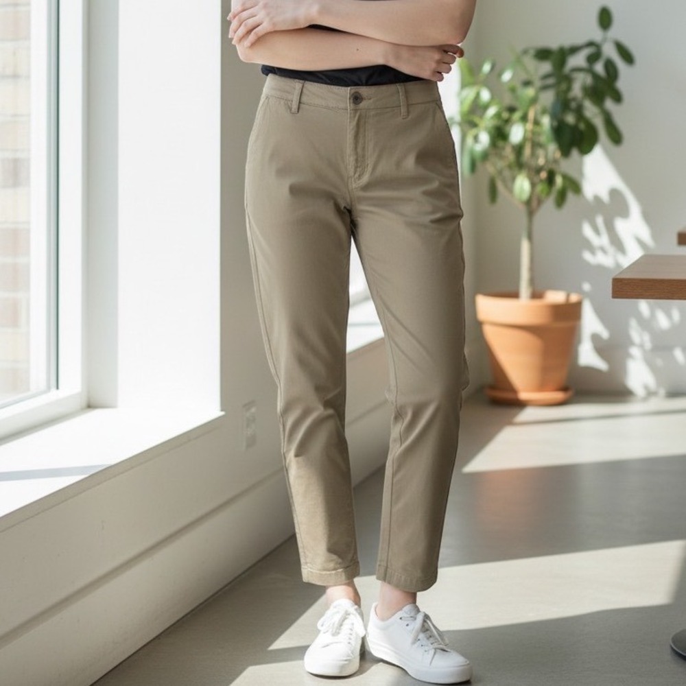 A New Day Pants Womens 12R Tan NEW High Rise Straight Leg Stretch Chino Khaki
